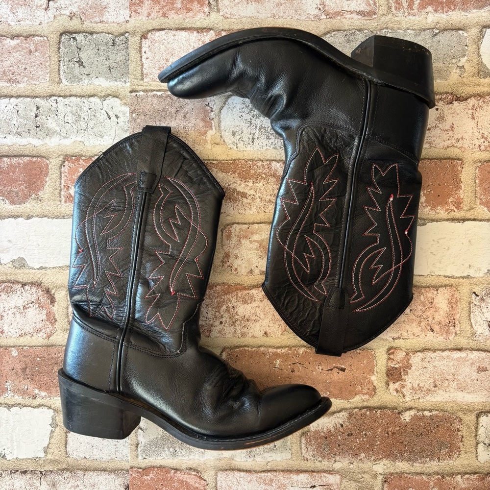 Old West Women's Size 6 Red Black Snip Toe Western Cowboy Boots Embroidered